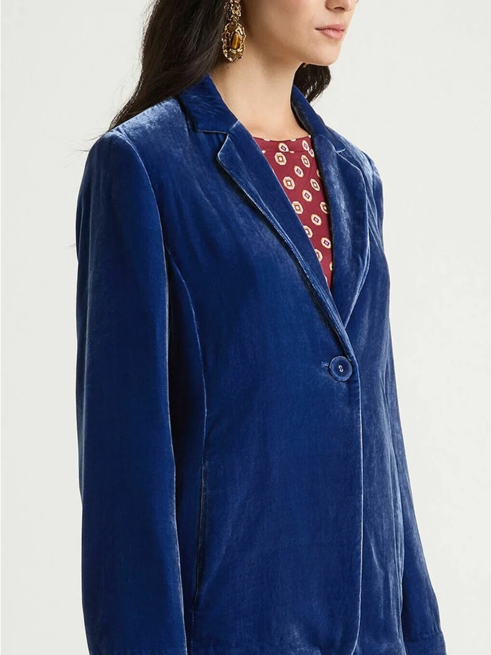 Classic Blue Velvet Single-Button Blazer